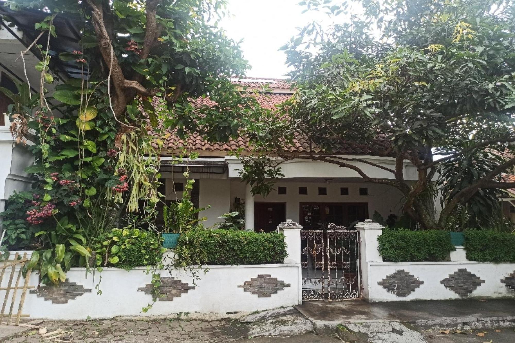 Oyo Life 91339 Pondok Kost Aulia Syariah Garut Exteriör bild